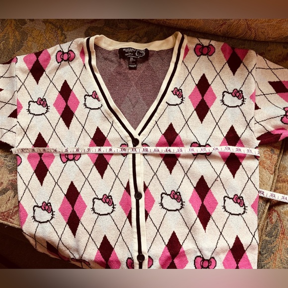 Hello Kitty X forever 21 Collab, women’s cardigan size medium - Picture 7 of 7